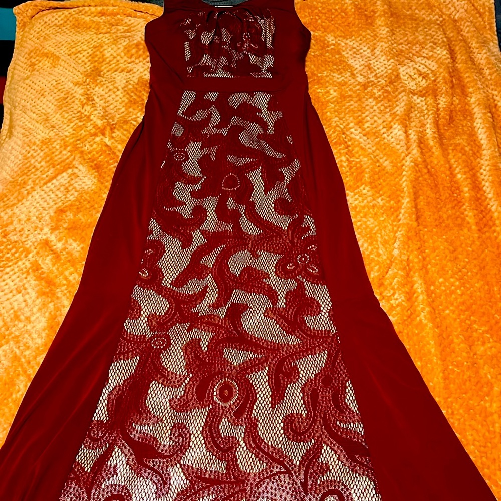 Maroon/Cream stunning lacy dress! Size 8 Worn once